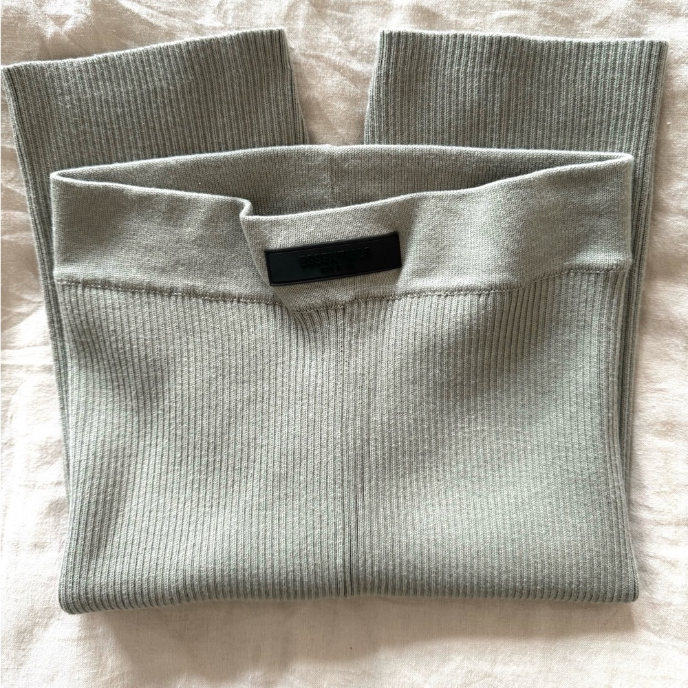 Fear of God ESSENTIALS SS23 knit ribbed bike sport short, color: Seal | M, NWOT - Picture 6 of 12